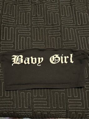 SHEIN Black Strapless Tube Top with White Gothic Print